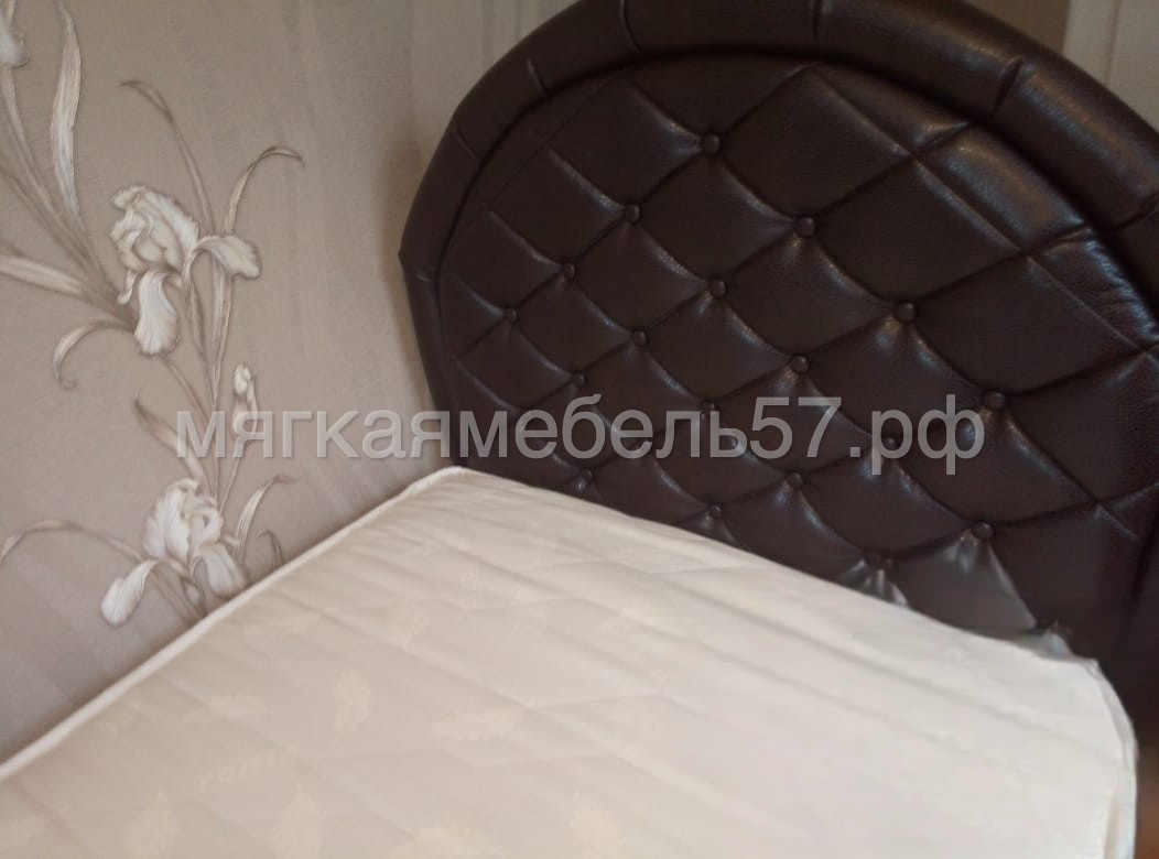 Peretyazhka-divanov-dlya-kafe